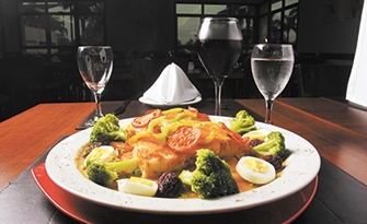 Na Semana Santa, o restaurante Villa Bella oferecerá o aperitivo Bacalhau do Chef. O prato rende duas porções